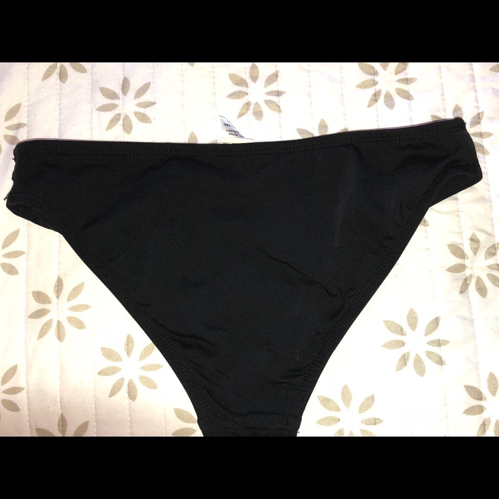 L*Space bikini bundle - Picture 7 of 8